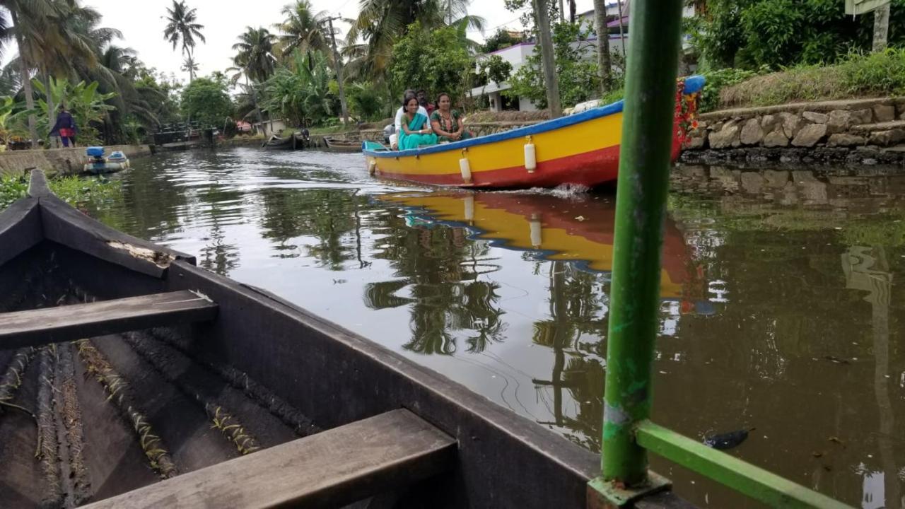 Blues Apartment Alappuzha Exterior photo